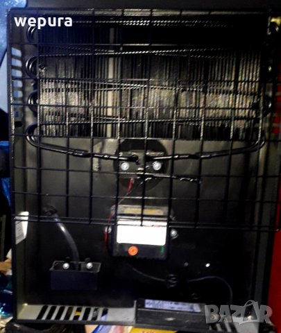 Малък преносим хладилник за автомобил на 220 и 12 волта, снимка 3 - Други - 34398738