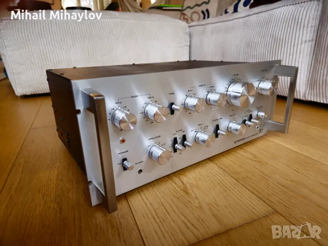 Продавам предусилвател Pioneer spec 1, снимка 2 - Ресийвъри, усилватели, смесителни пултове - 48388198