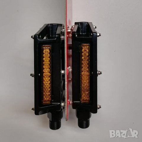 Леки И Издръжливи Алуминиеви Платформени Педали С Пинове И Нощни Рефлектори + Безплатна Доставка, снимка 2 - Аксесоари за велосипеди - 40328087