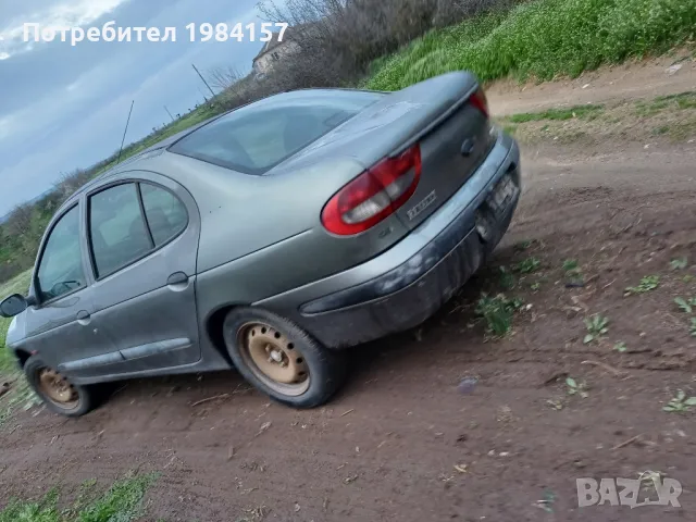 Renault Megane, снимка 4 - Автомобили и джипове - 49906886