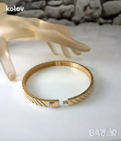 Златна гривна белезник релефна олекотена бижутерия 7.68 грама, 14 карата, снимка 3 - Гривни - 48402888