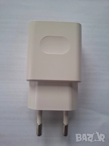 Оригинално зарядно Huawei HW-050200E01 (10W), снимка 2 - Оригинални зарядни - 52098629