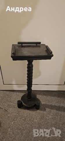 Ретро постамент, стойка от естествено дърво, снимка 2 - Маси - 52515419