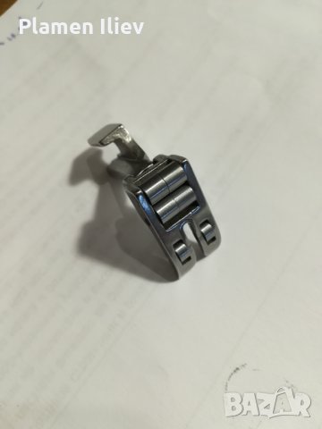 Краче за кожа с ролка за професионална шевна машина. 