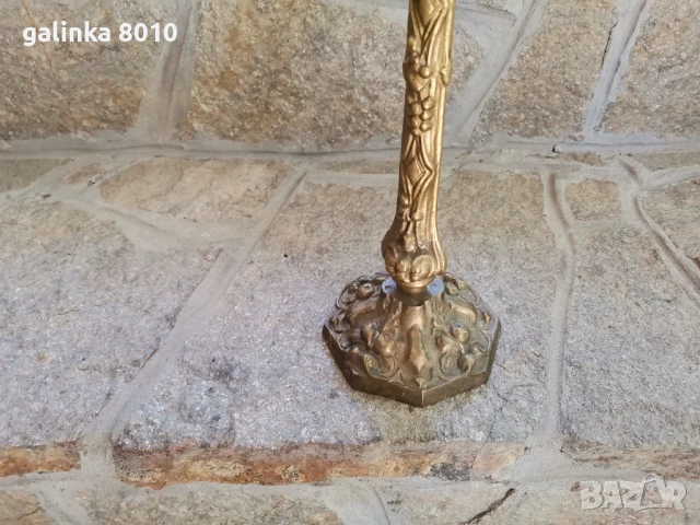 Стар бароков свещник, снимка 3 - Антикварни и старинни предмети - 51384064