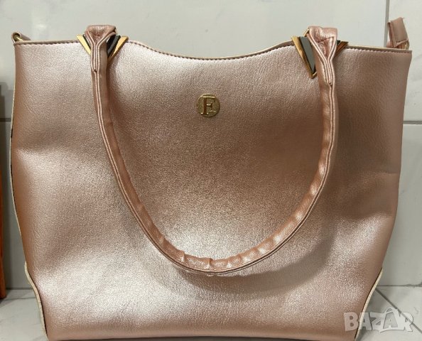 Нова стилна чанта Франция, снимка 16 - Чанти - 40610411