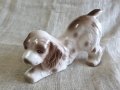 Порцеланова  фигура-куче, снимка 1 - Антикварни и старинни предмети - 38337302