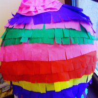Голяма пинята + подарък маска и конфети ,готови за изпращане, снимка 4 - Декорация за дома - 27540537