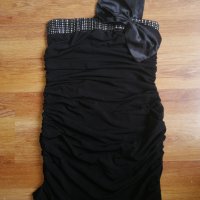 Дамска черна рокля 