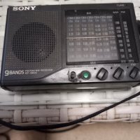 продавам портативен радио приемник sony, снимка 1 - Аудиосистеми - 43969947