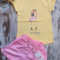Тениска с фламинго 🦩, снимка 1 - Детски тениски и потници - 32850569