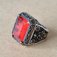 мъжки сребърен пръстен с червен камък, снимка 1 - Пръстени - 35124628