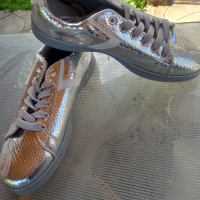 Кецове- сребърни или златни номер 40, снимка 2 - Дамски ежедневни обувки - 36549757