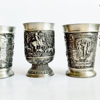 Калаени релефни чаши, снимка 1 - Колекции - 37563086