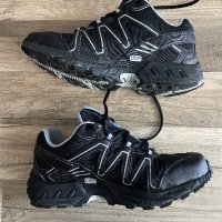 SALOMON- оригинални маратонки с мембрана GORE-TEX номер 40, снимка 2 - Маратонки - 40161285