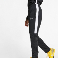Nike Dri-FIT Academy - страхотно мъжко долнище ХЛ, снимка 1 - Спортни дрехи, екипи - 44914474