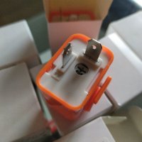Реле за LED мигачи с регулиране честотата на импулса