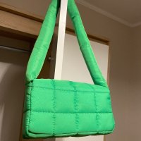 Зелена чанта H&M, снимка 2 - Чанти - 43107291