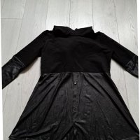 Дамска черна блуза с дълъг ръкав и качулка, снимка 1 - Блузи с дълъг ръкав и пуловери - 38308518