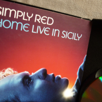 SIMPLY RED, снимка 3 - DVD дискове - 36566229