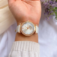 Стилен дамски часовник модел 2024г
, снимка 1 - Дамски - 44895072