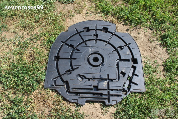 Пластмаса багажник за инструменти Мазда 3 2008 2.3i 158hp Mazda 3 седан, снимка 1