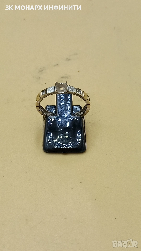 златен пръстен/бяло злато/ липсва камъче, снимка 1