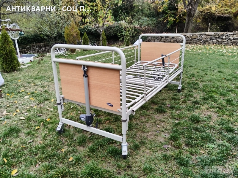 Висококачествено Електрическо Болнично Легло, Рехабилитационно Легло INVACARE. , снимка 1