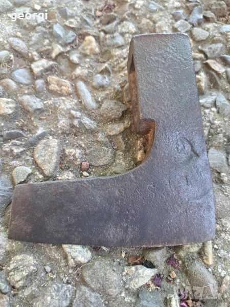 Стара малка брадва , снимка 1