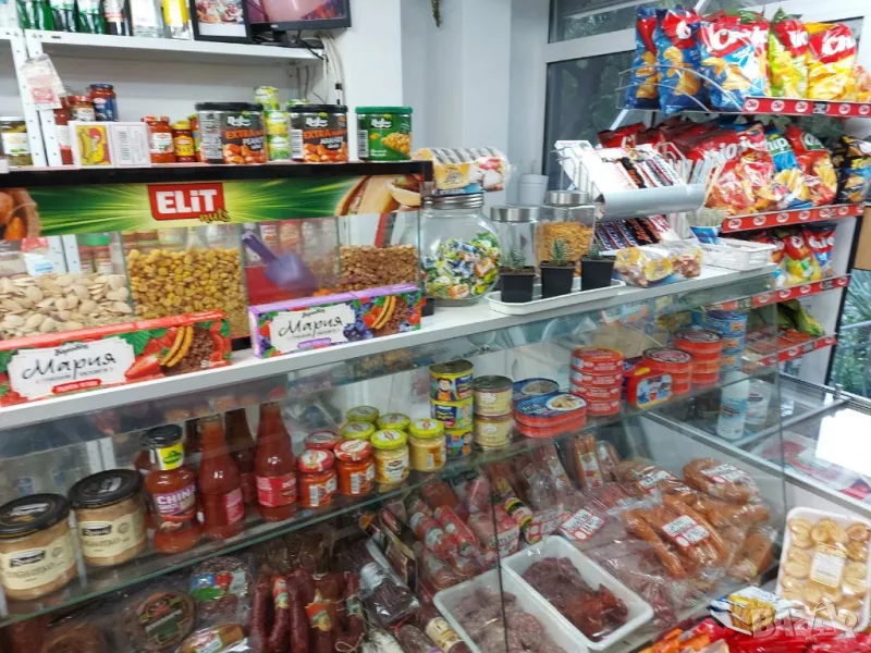 Давам под наем собствен магазин, снимка 1