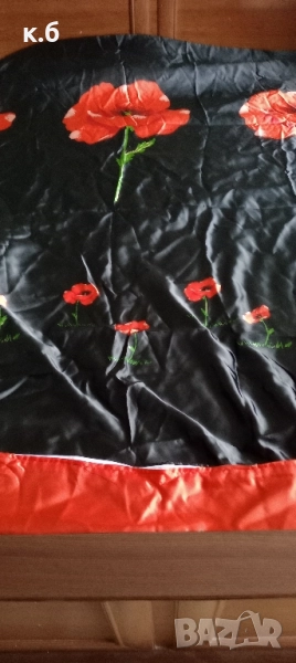 Спално бельо, Сатен. Черно-червено, снимка 1