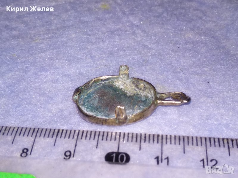 СТАРА СРЕБЪРНА ВИСУЛКА от МЕДАЛЬОН СРЕБРО 925 с ГНЕЗДО за ВГРАЖДАНЕ на СКЪПОЦЕНЕН КАМЪК 34462, снимка 1