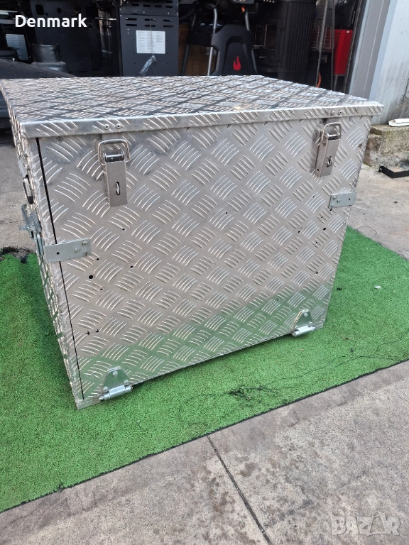 Голям алуминиев сандък , снимка 1