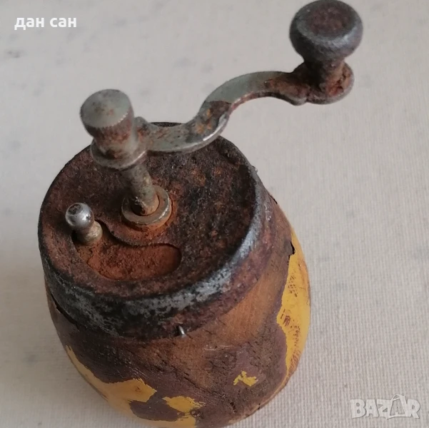 стара мелничка за пипер, снимка 1