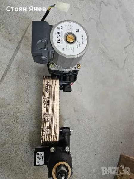 Помпа Wilo с топлообменник за газов бойлер Ideal, снимка 1