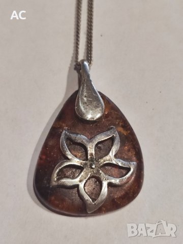 кехлибарена висулка със сребро, снимка 2 - Колиета, медальони, синджири - 43806944