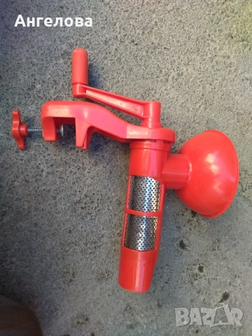 Машинка за домати, снимка 2 - Други стоки за дома - 51823340