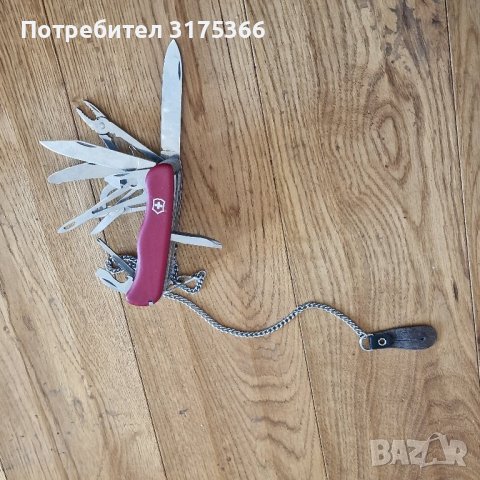 Швейцарско ножче VICTORINOX  17 функционални уреда, снимка 2 - Ножове - 44128056