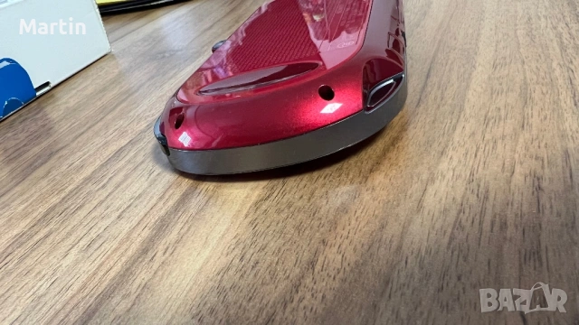 Sony PS Vita PCH-1000 Cosmic Red CIB(Complete in Box) 8GB, снимка 14 - PlayStation конзоли - 53333934