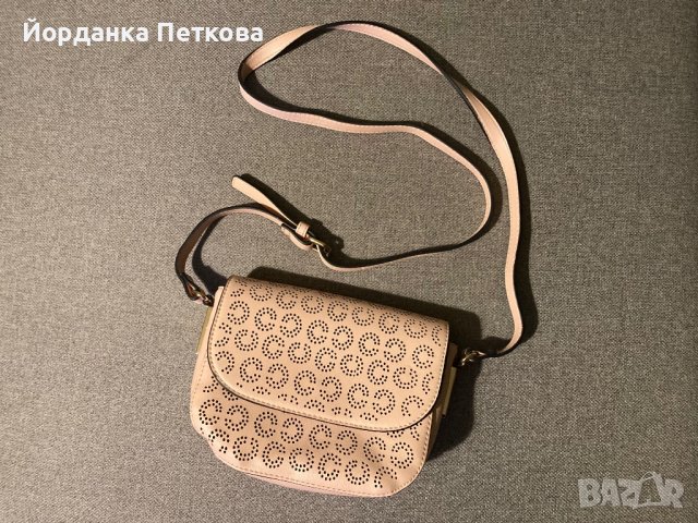 Малка дамска чанта Carpisa, снимка 1 - Чанти - 39877306
