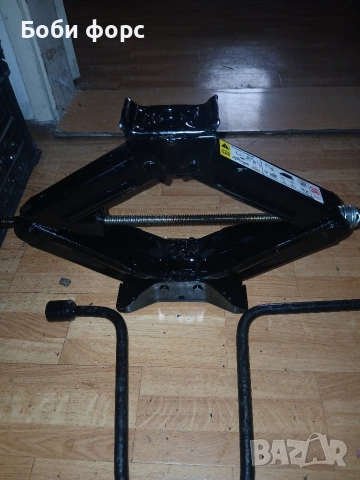 Оргинален крик нов форд транзит,транзит къстъмс, снимка 10 - Аксесоари и консумативи - 52944313