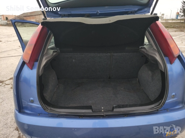 Ford Focus 1.8, снимка 12 - Автомобили и джипове - 52750714