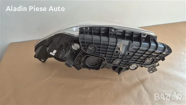 Десен фар Ford Kuga година 2016 2017 2018 2019 Халоген код GV4113W029AJ, GV41-13W029-AJ , снимка 6 - Аксесоари и консумативи - 49552562