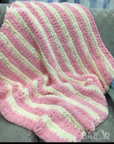 Нови ръчно плетени бебешки одеалца плюшена прежда, снимка 2 - Спално бельо и завивки - 26583515