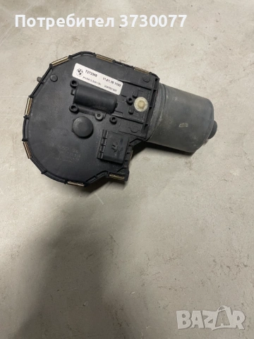 BMW F10 F11 моторче чистачки 7272368