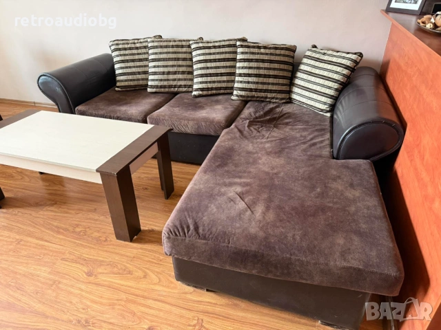 Голям ъглов диван 260х220 см + табуретка + ПОДАРЪК холна масичка
