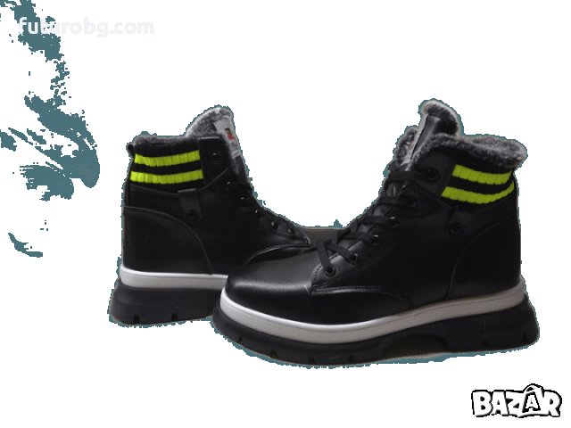 Дамски водоустоичиви черни боти със зелен акцент, снимка 2 - Дамски боти - 39035254