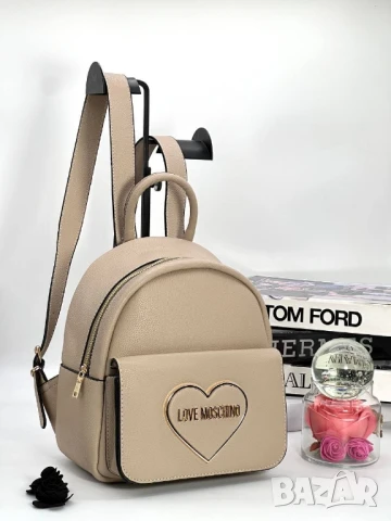 раница love moschino , снимка 11 - Раници - 50644619