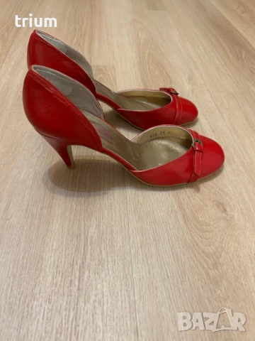 Елегантни дамски обувки с ток, естествена кожа, червен цвят, номер 39 , снимка 2 - Дамски обувки на ток - 50944285