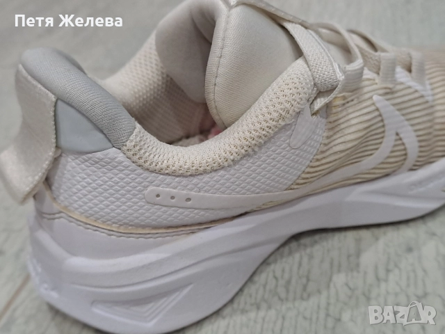 Детски маратонки NIKE -N 29,5, снимка 4 - Детски маратонки - 51555201